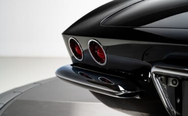 Chevrolet-Corvette-1962-Convertible-39