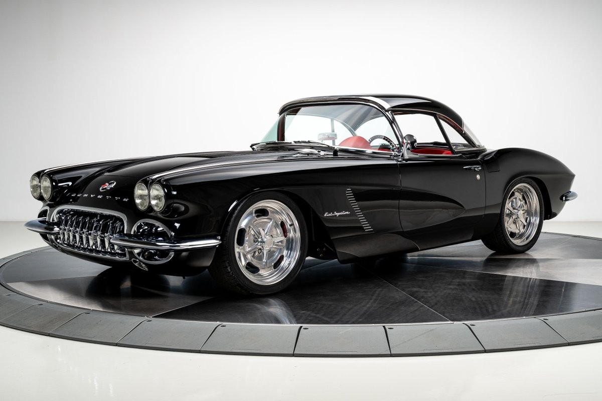 Chevrolet-Corvette-1962-Convertible-6
