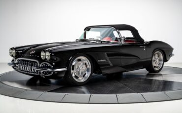 Chevrolet-Corvette-1962-Convertible-7
