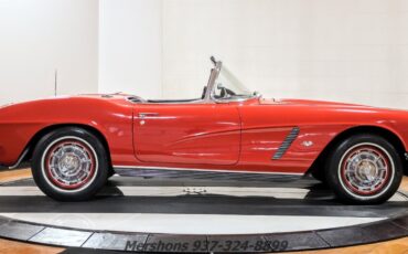 Chevrolet-Corvette-1962-Convertible-8