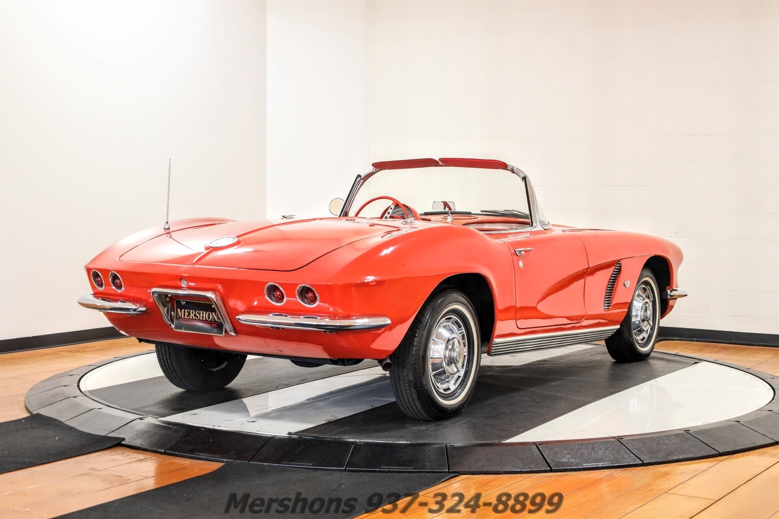 Chevrolet-Corvette-1962-Convertible-8