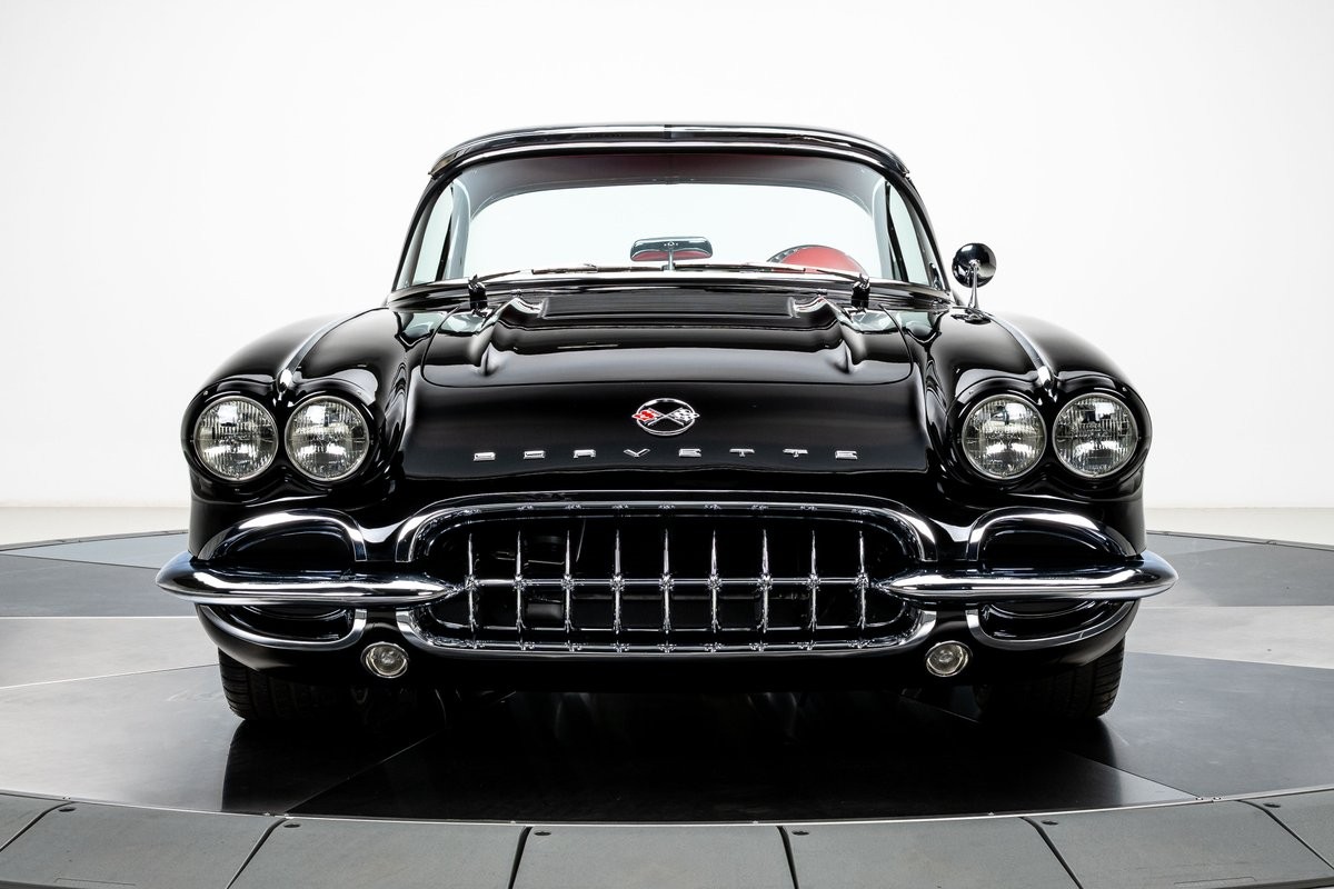 Chevrolet-Corvette-1962-Convertible-9