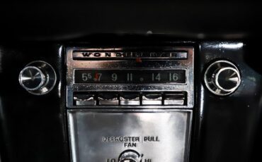 Chevrolet-Corvette-1962-Tuxedo-Black-Black-16