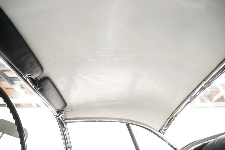 Chevrolet-Corvette-1962-Tuxedo-Black-Black-29