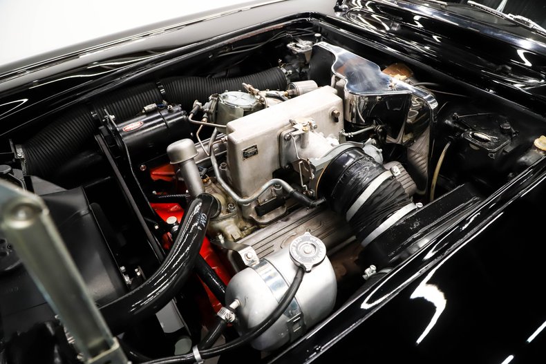 Chevrolet-Corvette-1962-Tuxedo-Black-Black-3