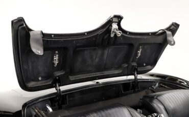 Chevrolet-Corvette-1962-Tuxedo-Black-Black-35