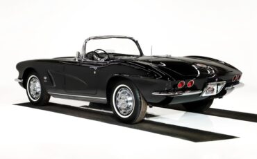 Chevrolet-Corvette-1962-Tuxedo-Black-Black-4