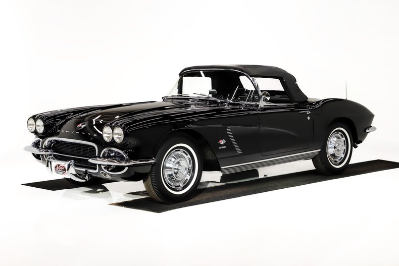 Chevrolet-Corvette-1962-Tuxedo-Black-Black-41