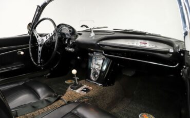 Chevrolet-Corvette-1962-Tuxedo-Black-Black-49