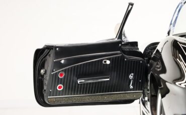 Chevrolet-Corvette-1962-Tuxedo-Black-Black-5
