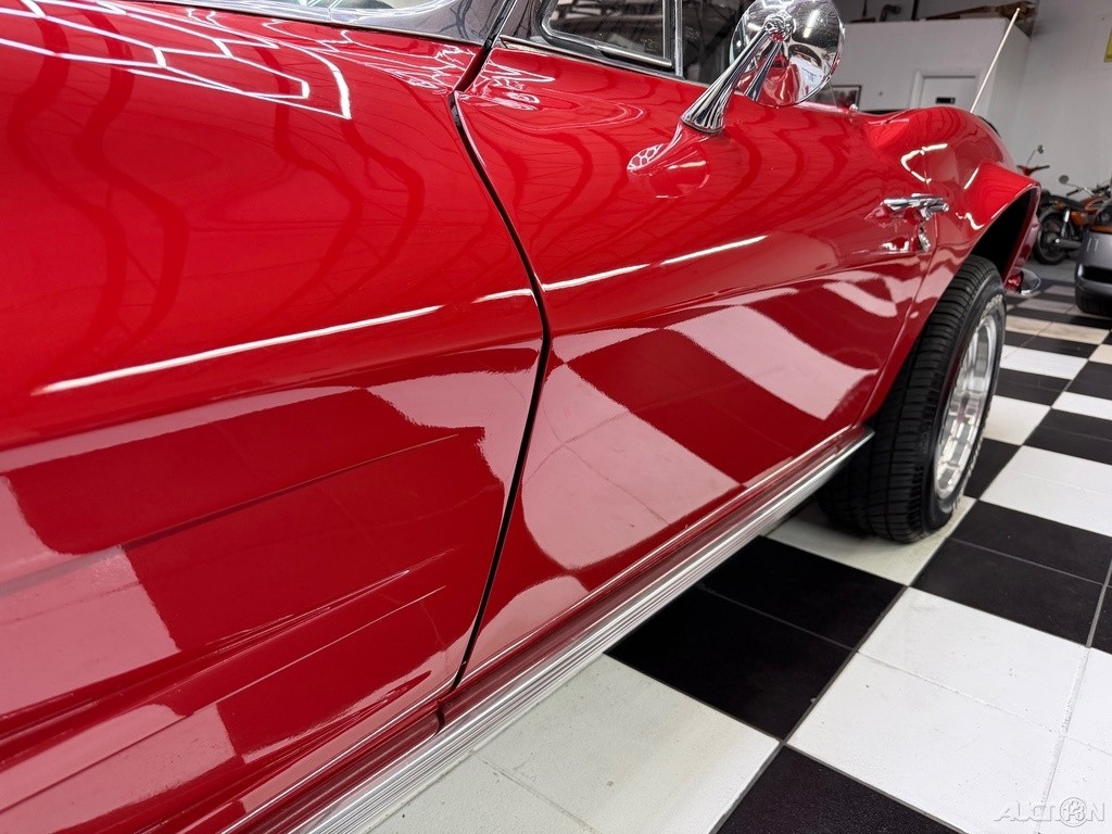 Chevrolet-Corvette-1963-10