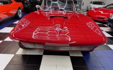 Chevrolet-Corvette-1963-2