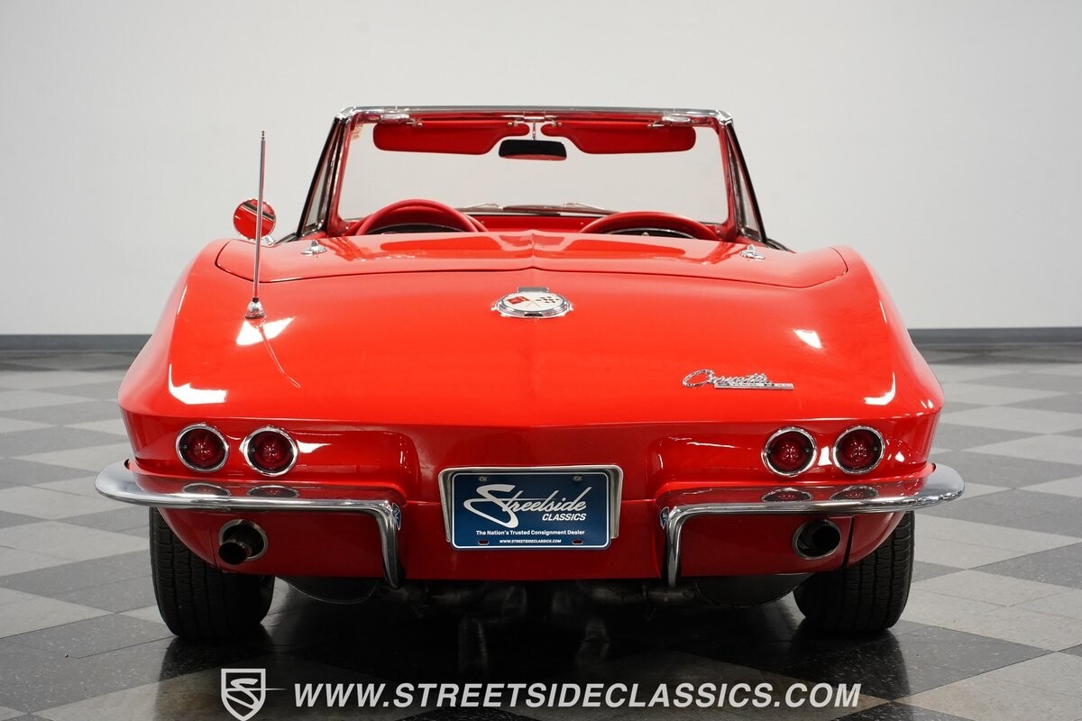 Chevrolet-Corvette-1963-Convertible-10