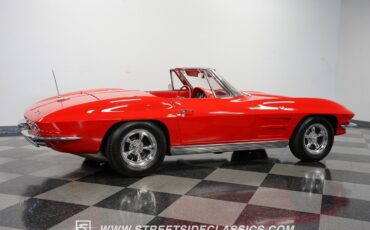Chevrolet-Corvette-1963-Convertible-13