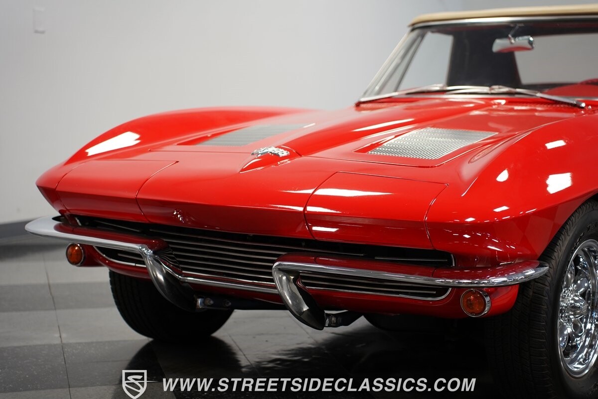 Chevrolet-Corvette-1963-Convertible-19