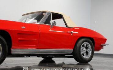 Chevrolet-Corvette-1963-Convertible-22