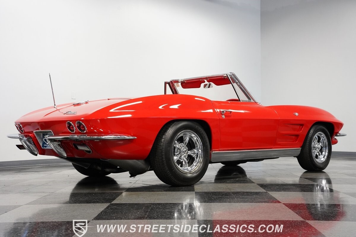 Chevrolet-Corvette-1963-Convertible-27