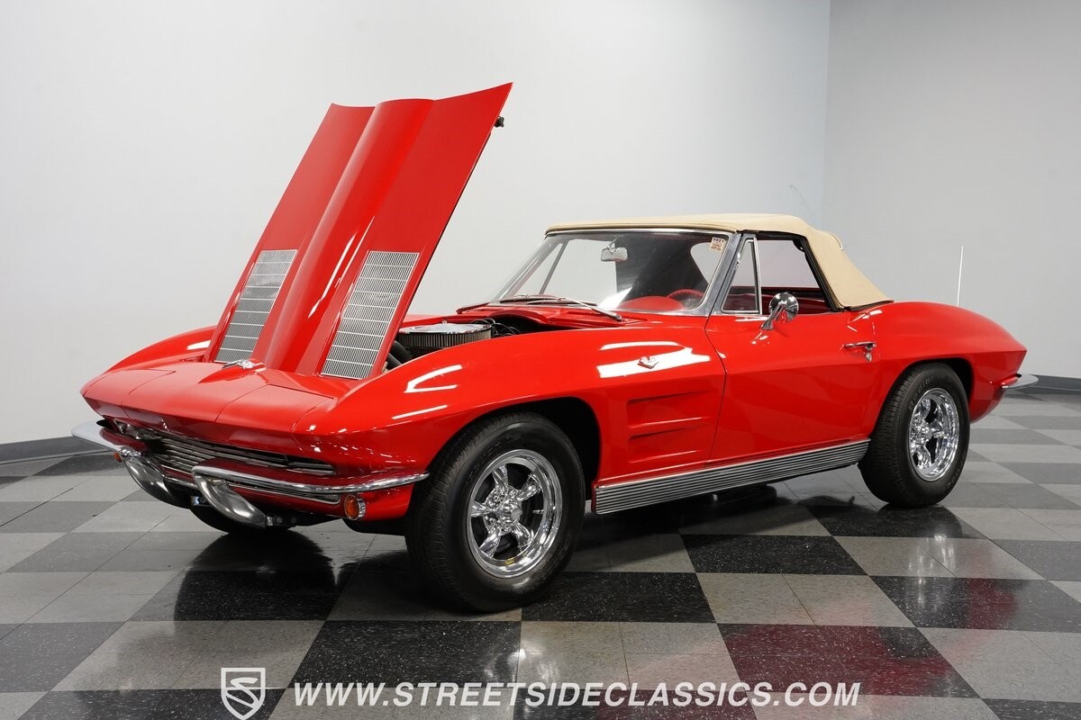 Chevrolet-Corvette-1963-Convertible-31