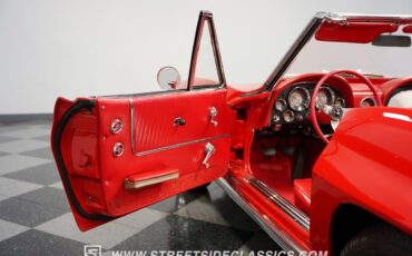 Chevrolet-Corvette-1963-Convertible-36