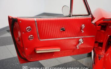 Chevrolet-Corvette-1963-Convertible-37