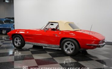 Chevrolet-Corvette-1963-Convertible-8