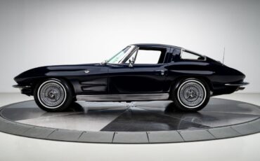 Chevrolet-Corvette-1963-Coupe-16