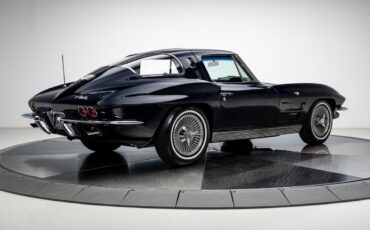 Chevrolet-Corvette-1963-Coupe-17