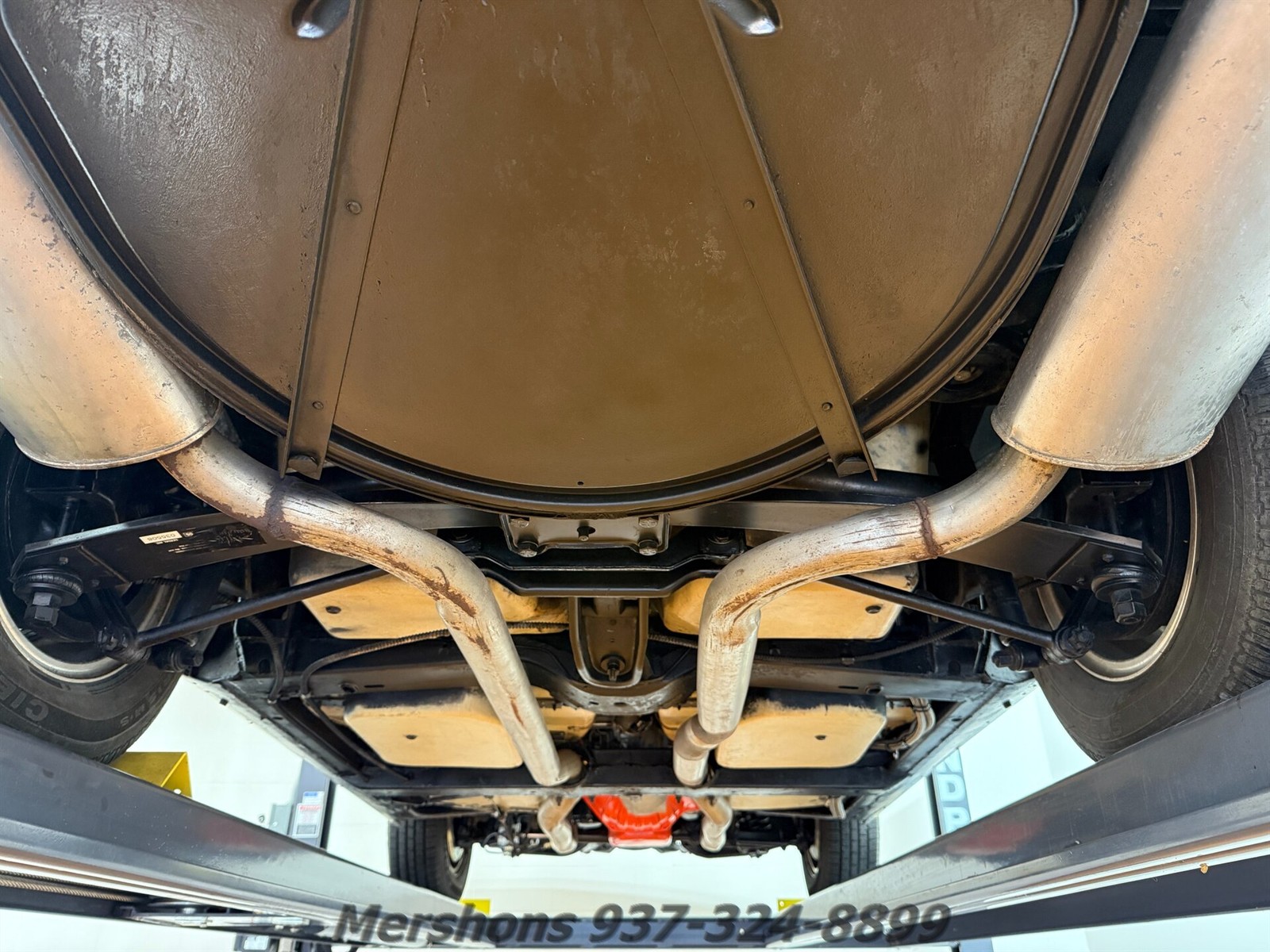 Chevrolet-Corvette-1963-Coupe-18