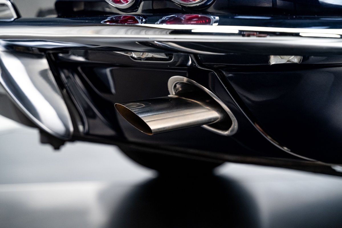 Chevrolet-Corvette-1963-Coupe-27