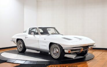 Chevrolet-Corvette-1963-Coupe-4