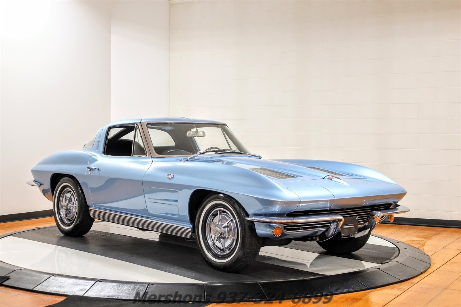 Chevrolet-Corvette-1963-Coupe-5