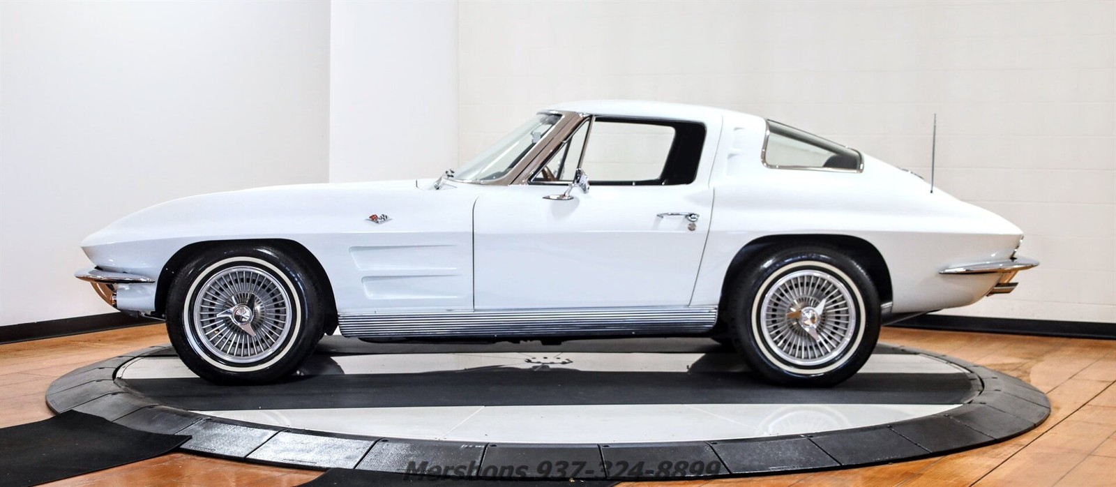 Chevrolet-Corvette-1963-Coupe-7