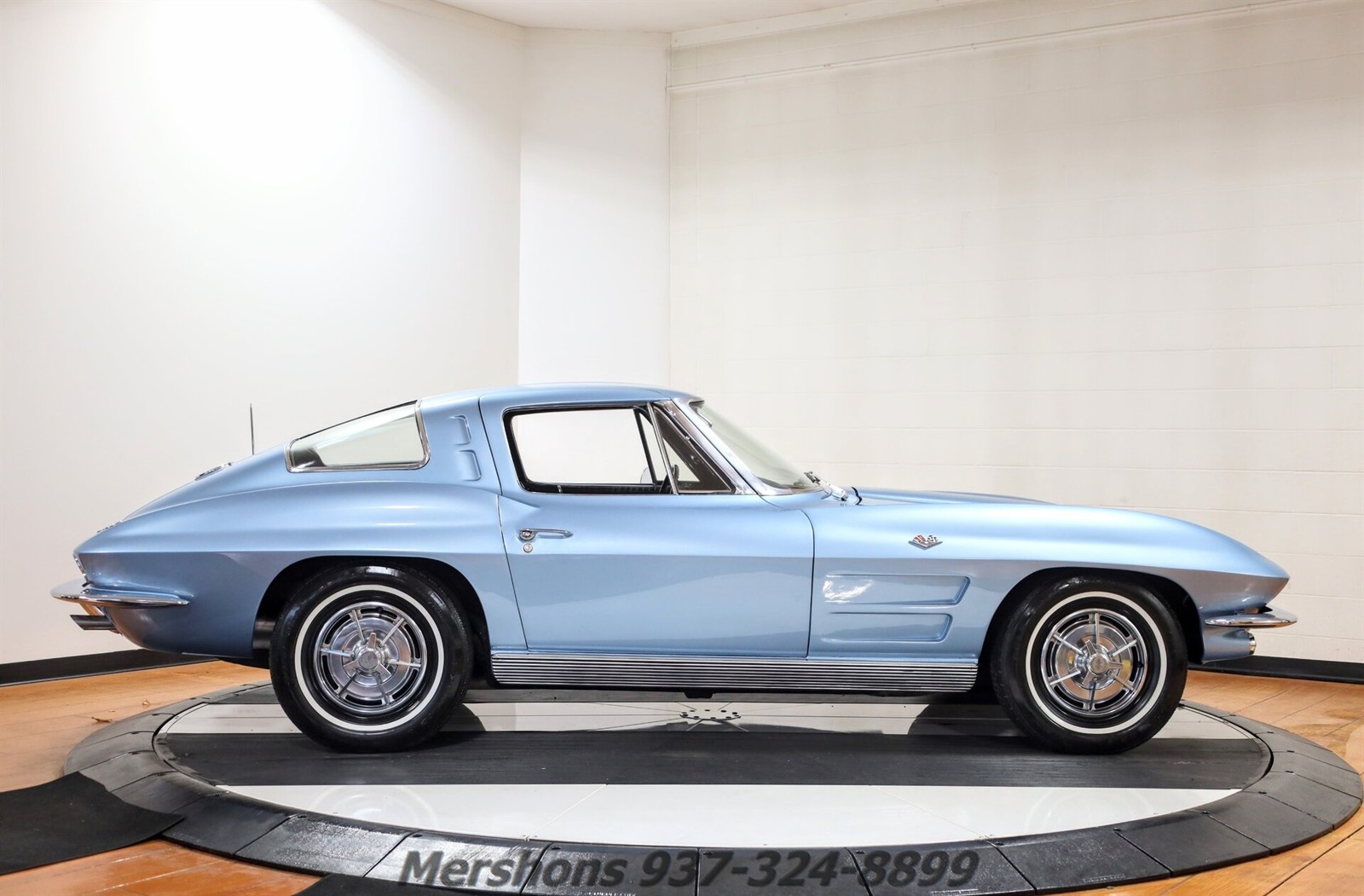 Chevrolet-Corvette-1963-Coupe-7