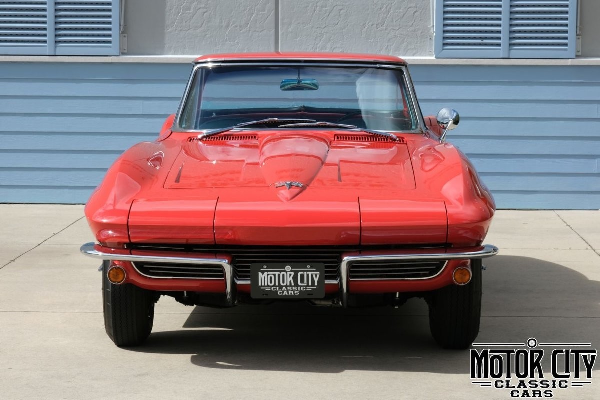 Chevrolet-Corvette-1964-14