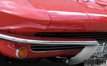 Chevrolet-Corvette-1964-15