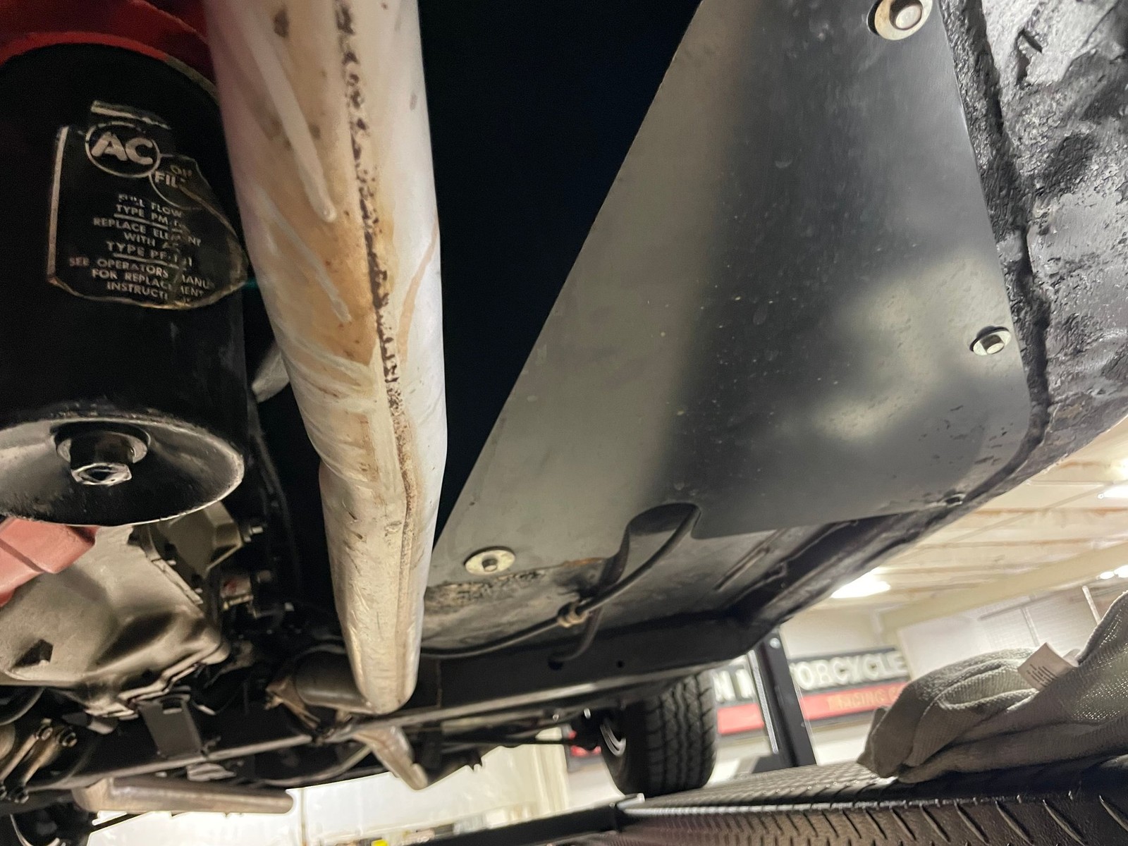 Chevrolet-Corvette-1964-17