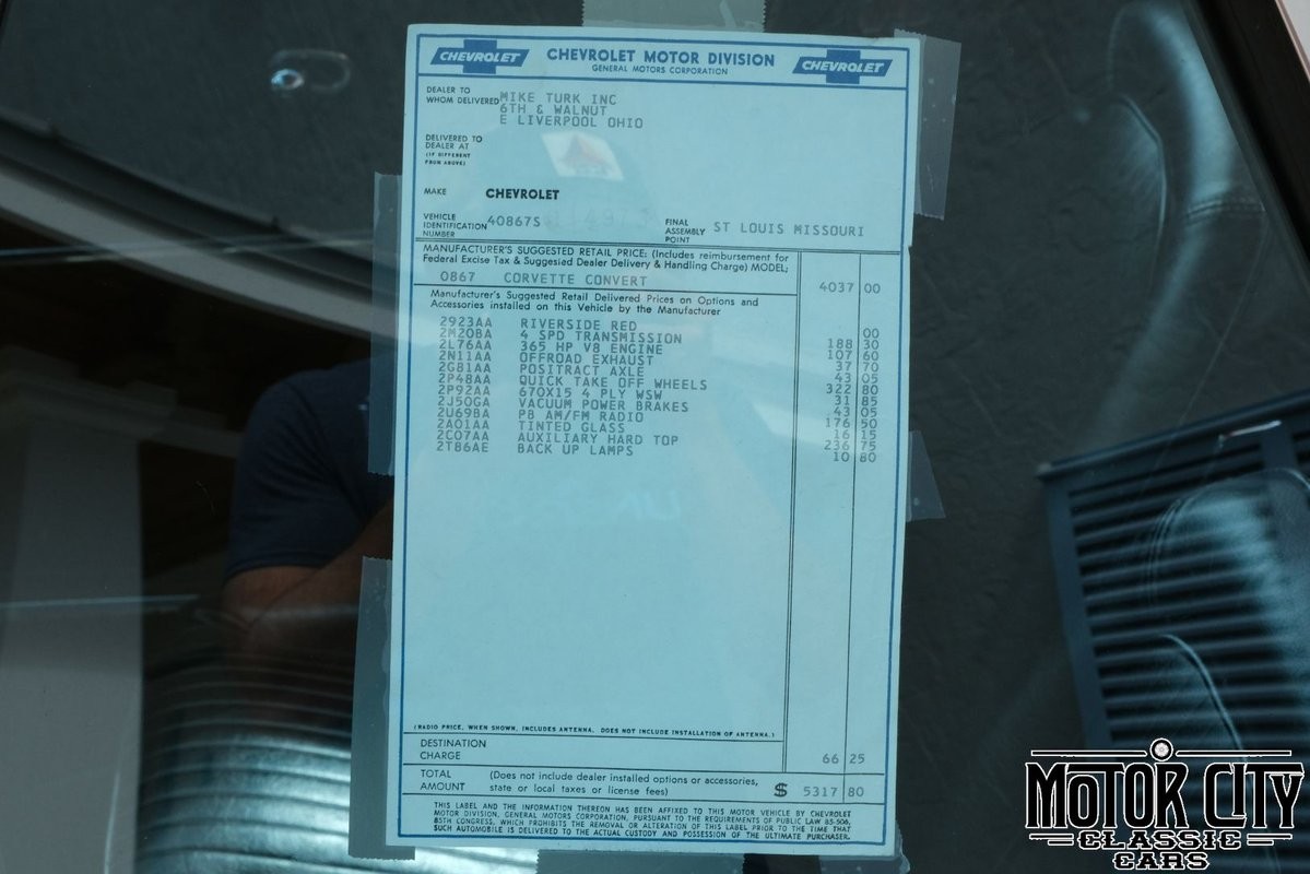 Chevrolet-Corvette-1964-23