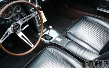Chevrolet-Corvette-1964-24