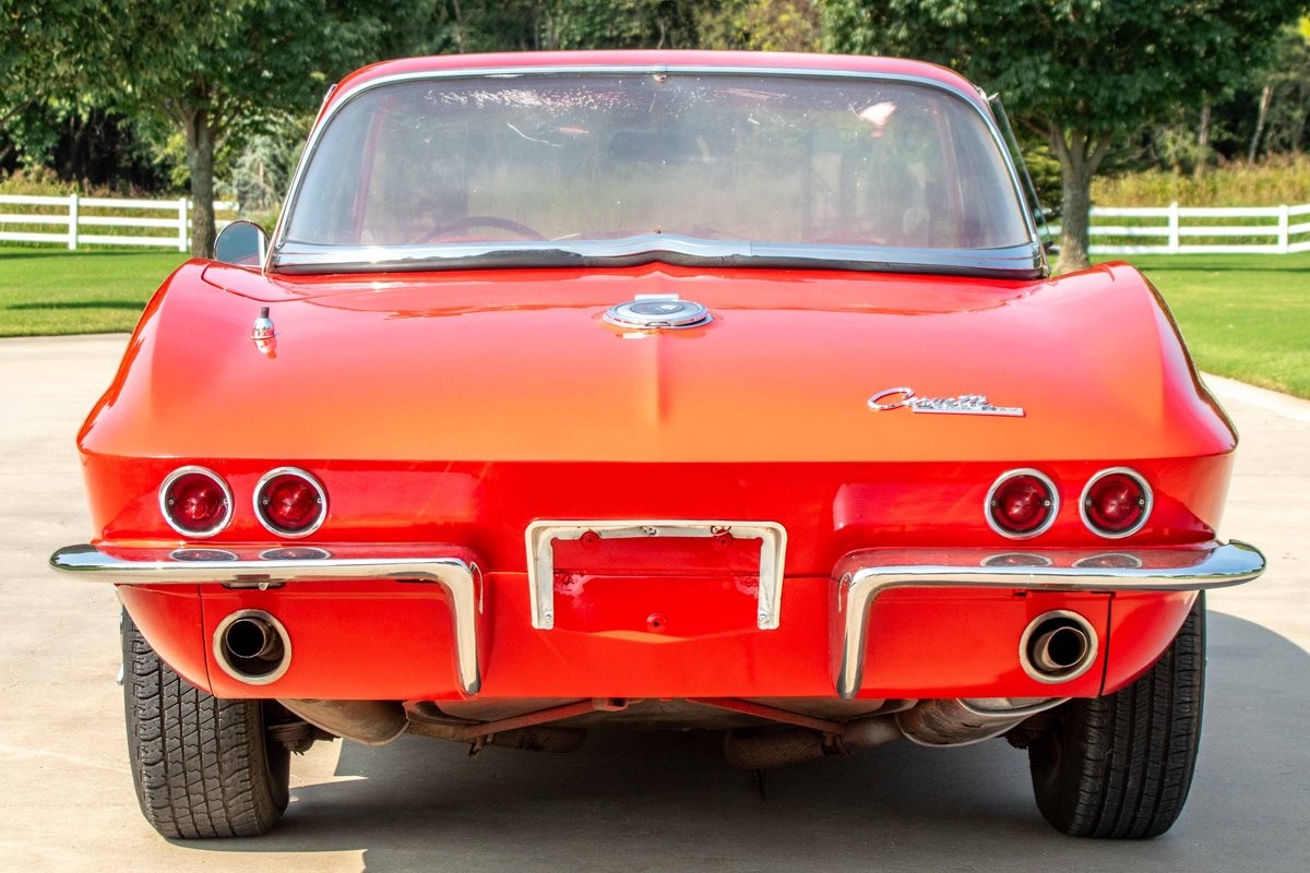 Chevrolet-Corvette-1964-Convertible-10