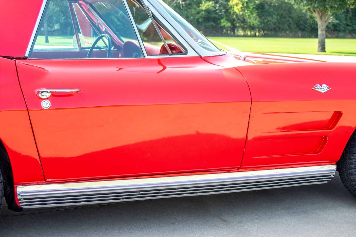Chevrolet-Corvette-1964-Convertible-14