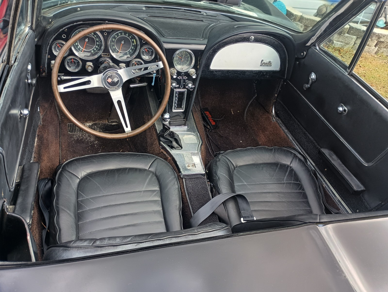 Chevrolet-Corvette-1964-Convertible-15