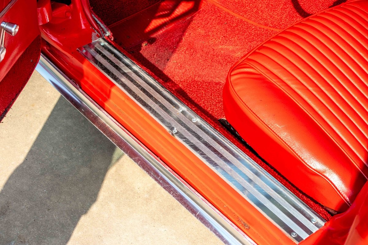 Chevrolet-Corvette-1964-Convertible-17