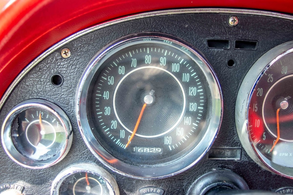 Chevrolet-Corvette-1964-Convertible-22