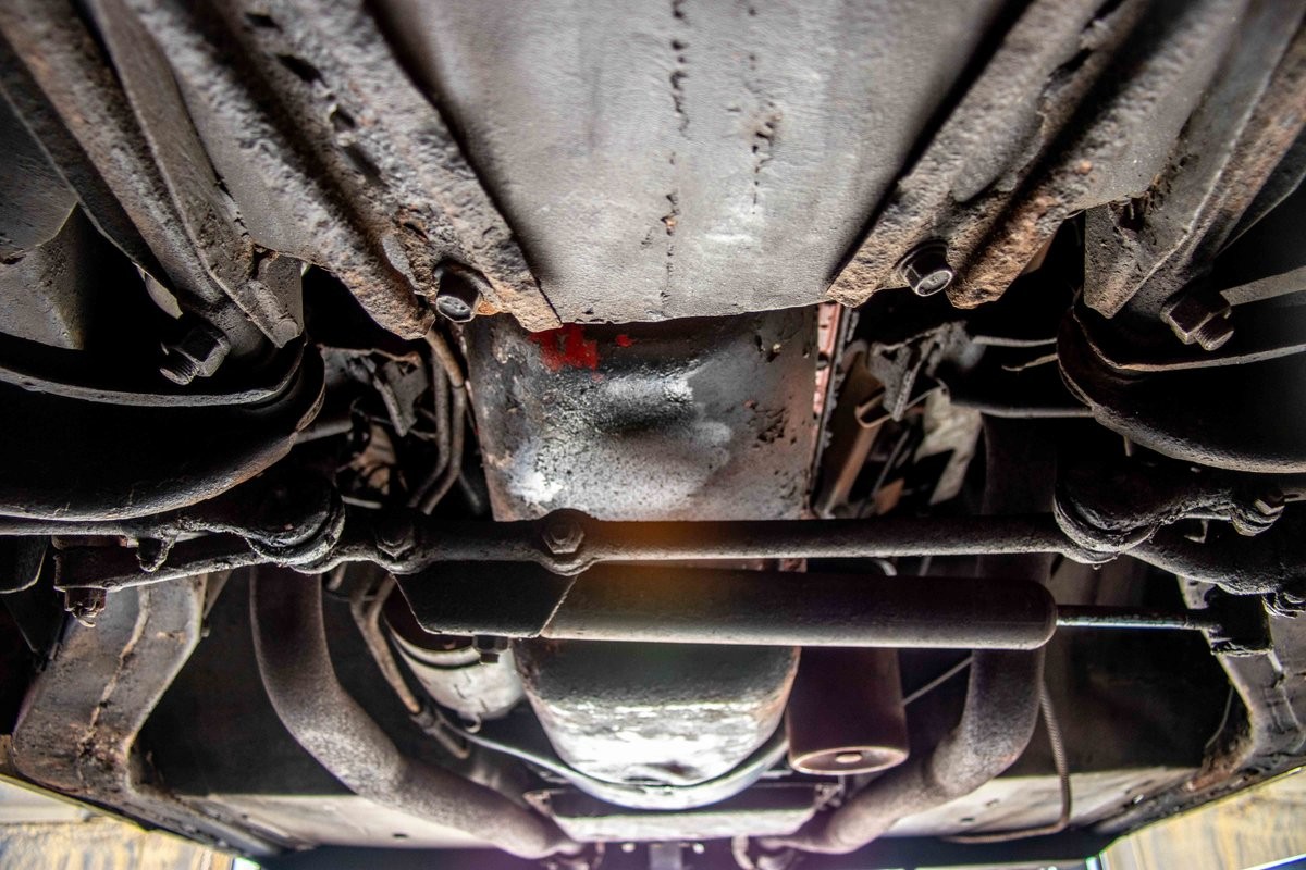 Chevrolet-Corvette-1964-Convertible-35