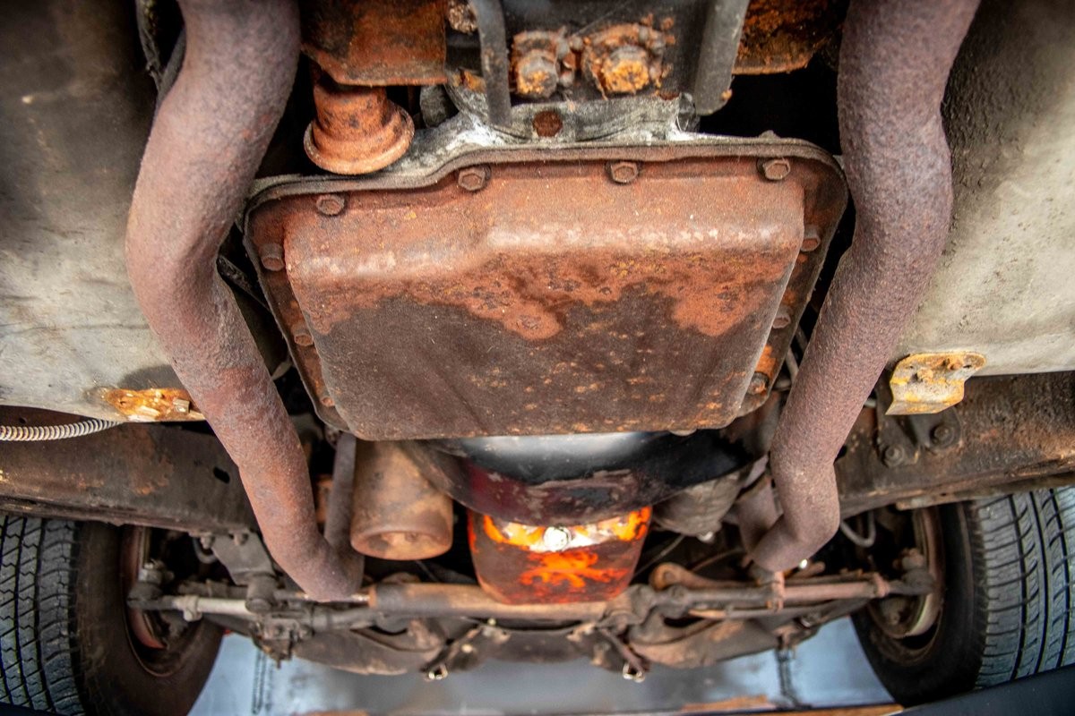 Chevrolet-Corvette-1964-Convertible-36