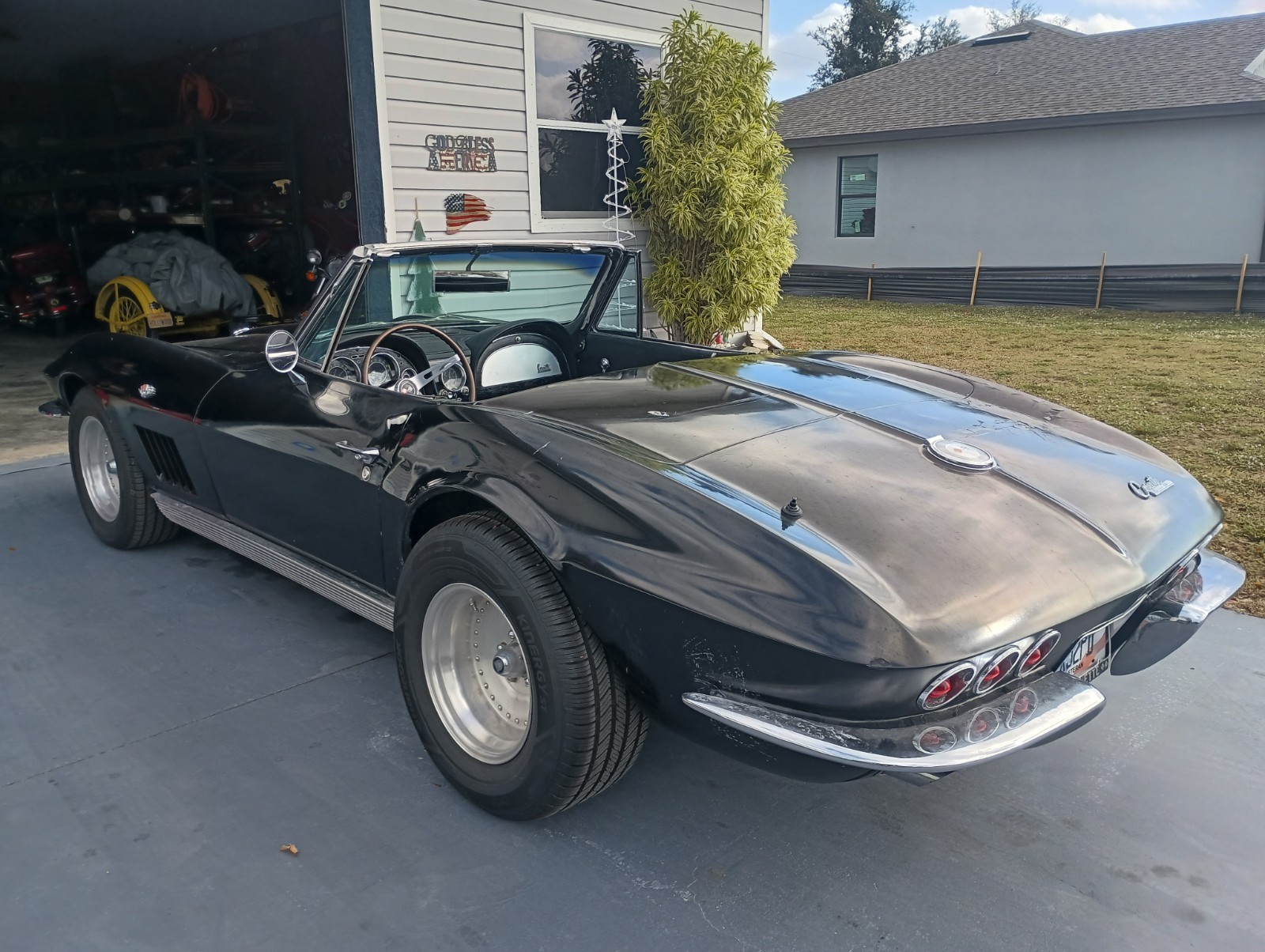 Chevrolet-Corvette-1964-Convertible-6