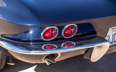 Chevrolet-Corvette-1964-Coupe-10