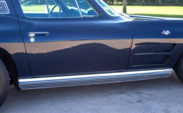 Chevrolet-Corvette-1964-Coupe-13