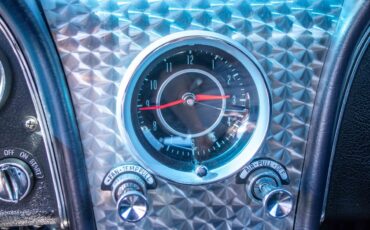 Chevrolet-Corvette-1964-Coupe-24