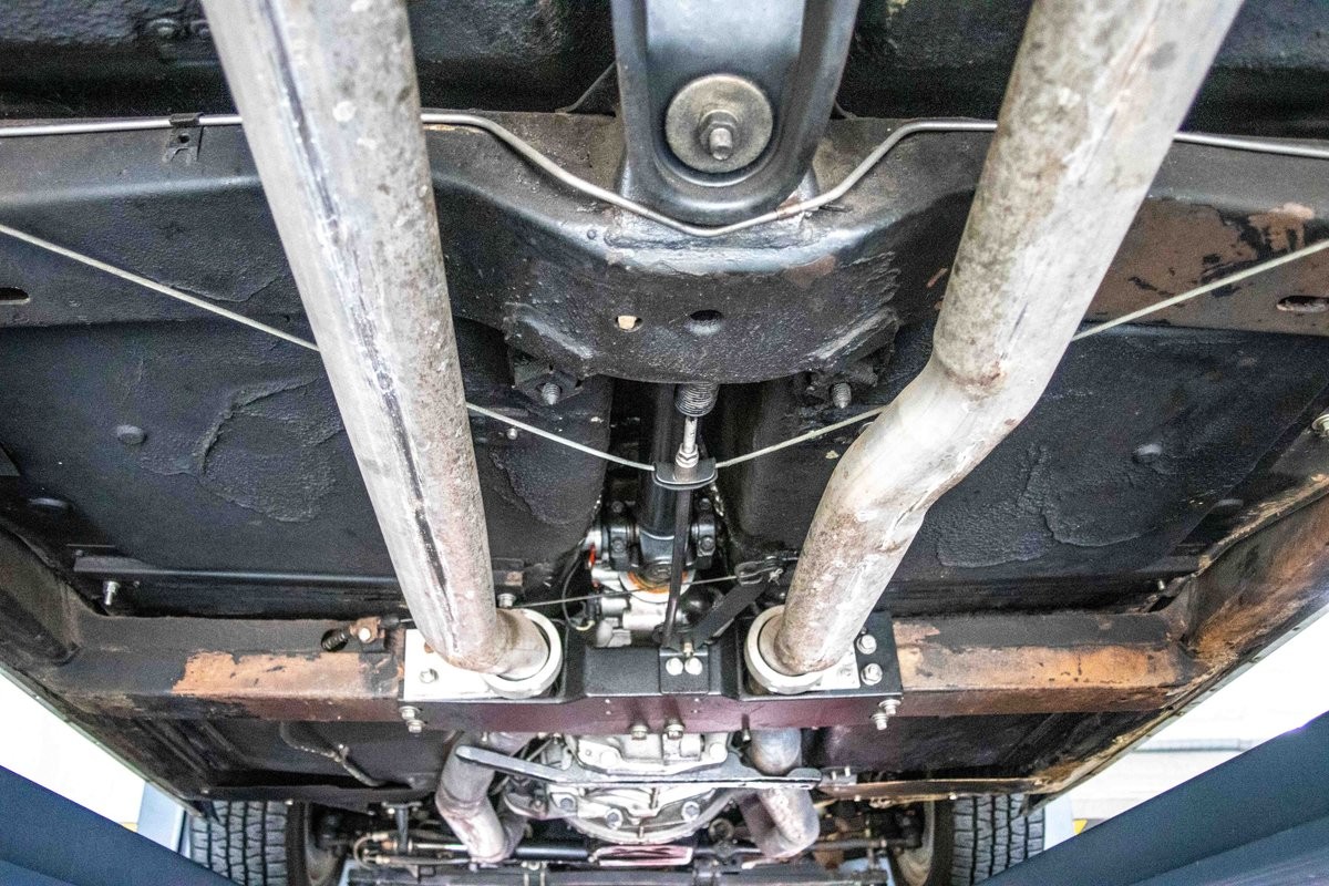 Chevrolet-Corvette-1964-Coupe-37